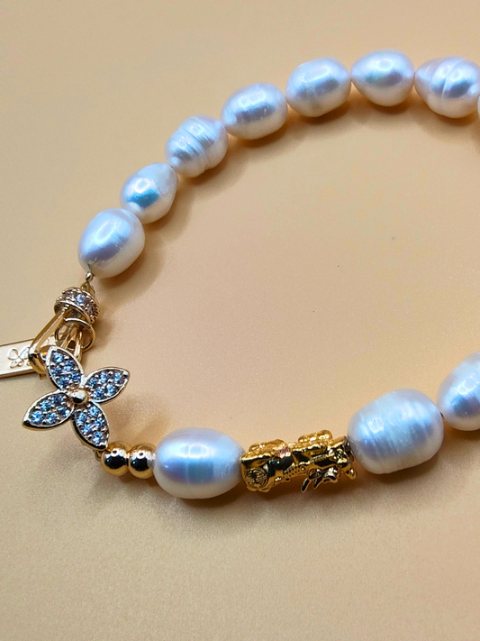 18k Piyao Bracelet - Flower Lock