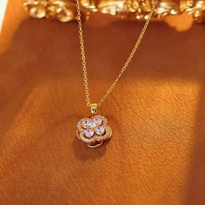 Rotatable Flower Necklace